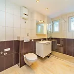 Gasthuis Narona 4*